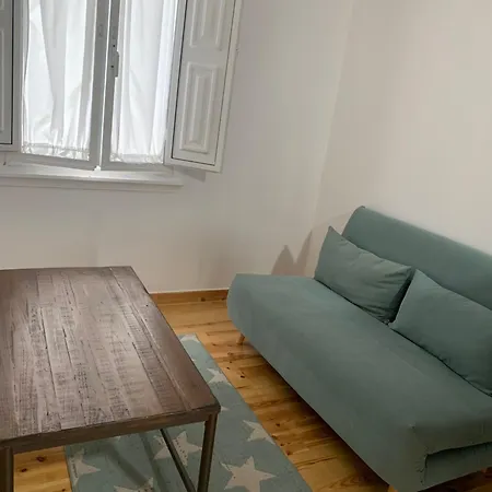 Casa Reformada En El Casco Viejo De * Baiona