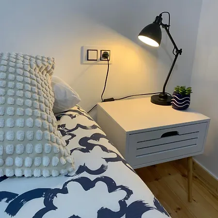 Casa Reformada En El Casco Viejo De Tatil Evi Baiona
